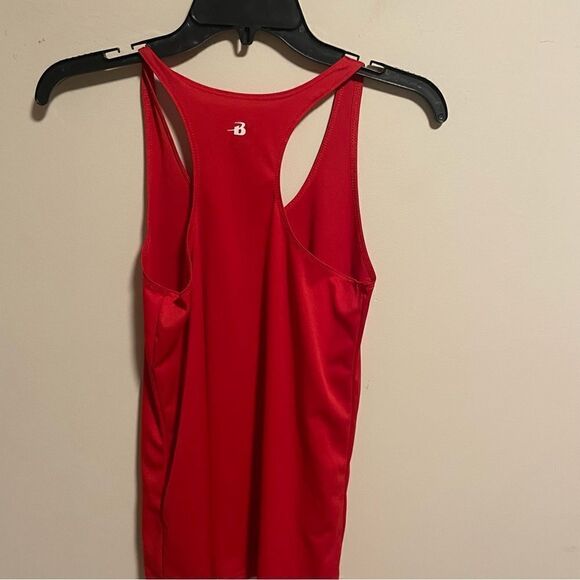 Yankees Women’s Racerback Moisture Tank Top- size small - Picture 3 of 3